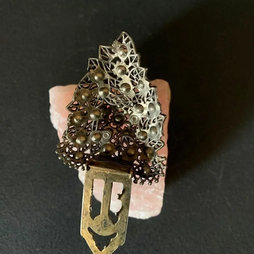 Work of Art Antique Metal work Shield Dress pin, Unmarked - Picture 5 of 6